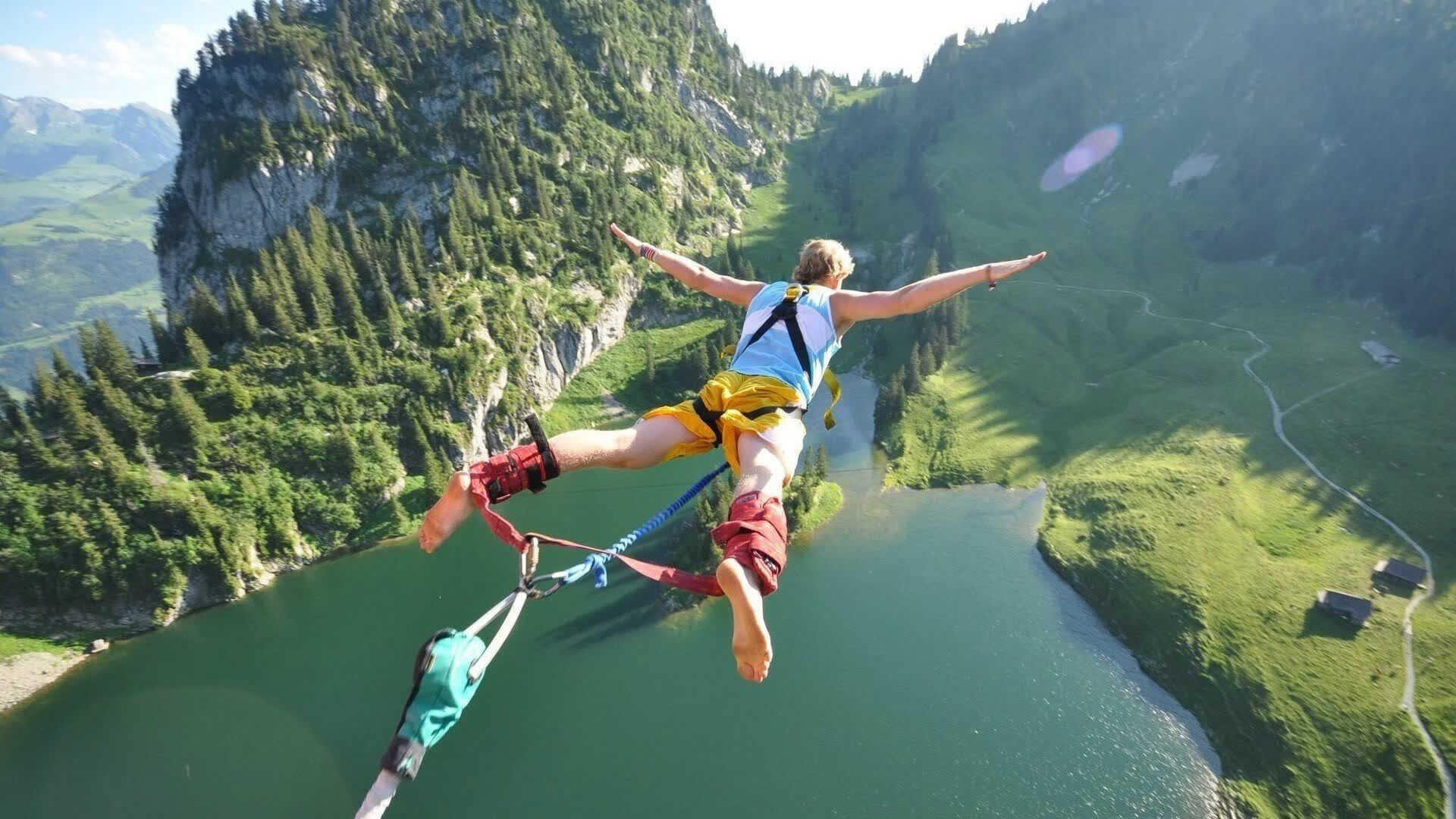 开云登录通道-曼城双刃剑，头球破门与点球绝杀背后，哈兰德遭遇联赛三连败的隐忧，曼城双刃剑，头球破门与点球绝杀难掩哈兰德联赛三连败之痛